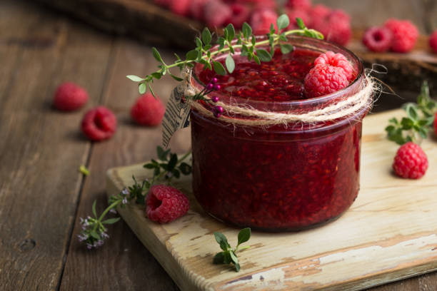 تصویر 1 از فروش مربا زرشک خانگی + قیمت خرید به صرفه